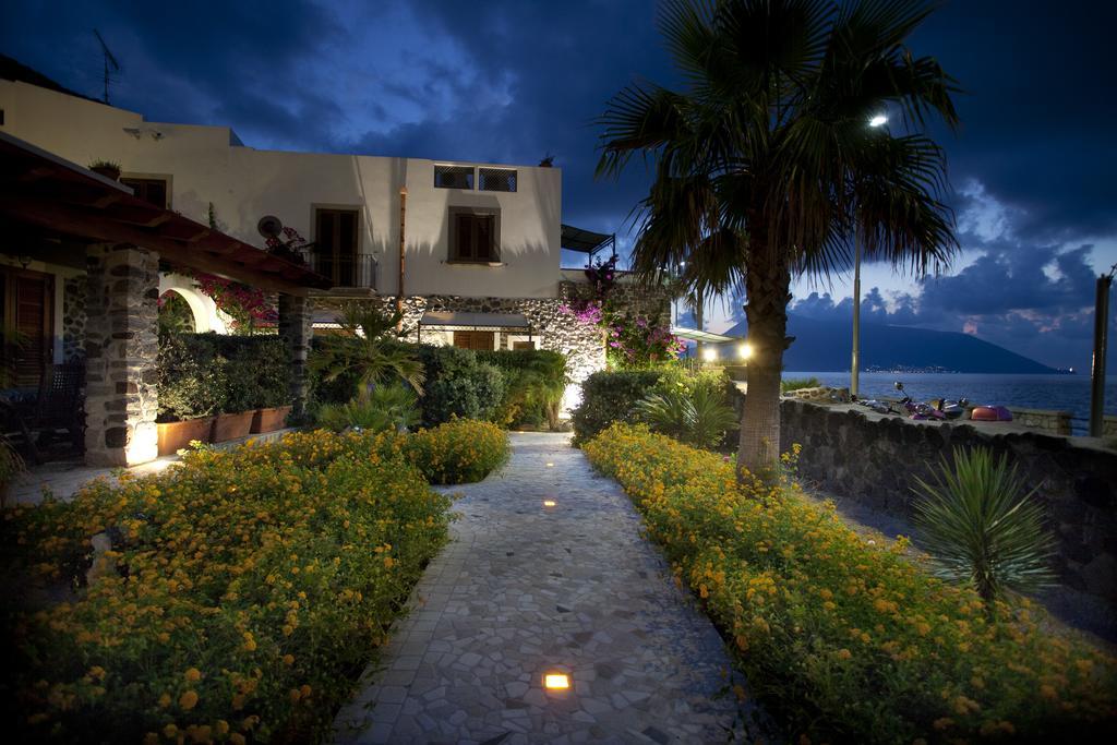 Hotel Residence Acquacalda Lipari  Eksteriør billede