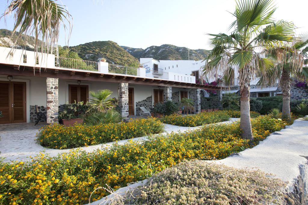 Hotel Residence Acquacalda Lipari  Eksteriør billede