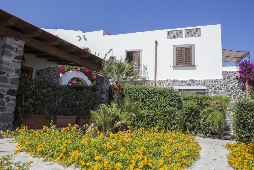 Hotel Residence Acquacalda Lipari  Eksteriør billede