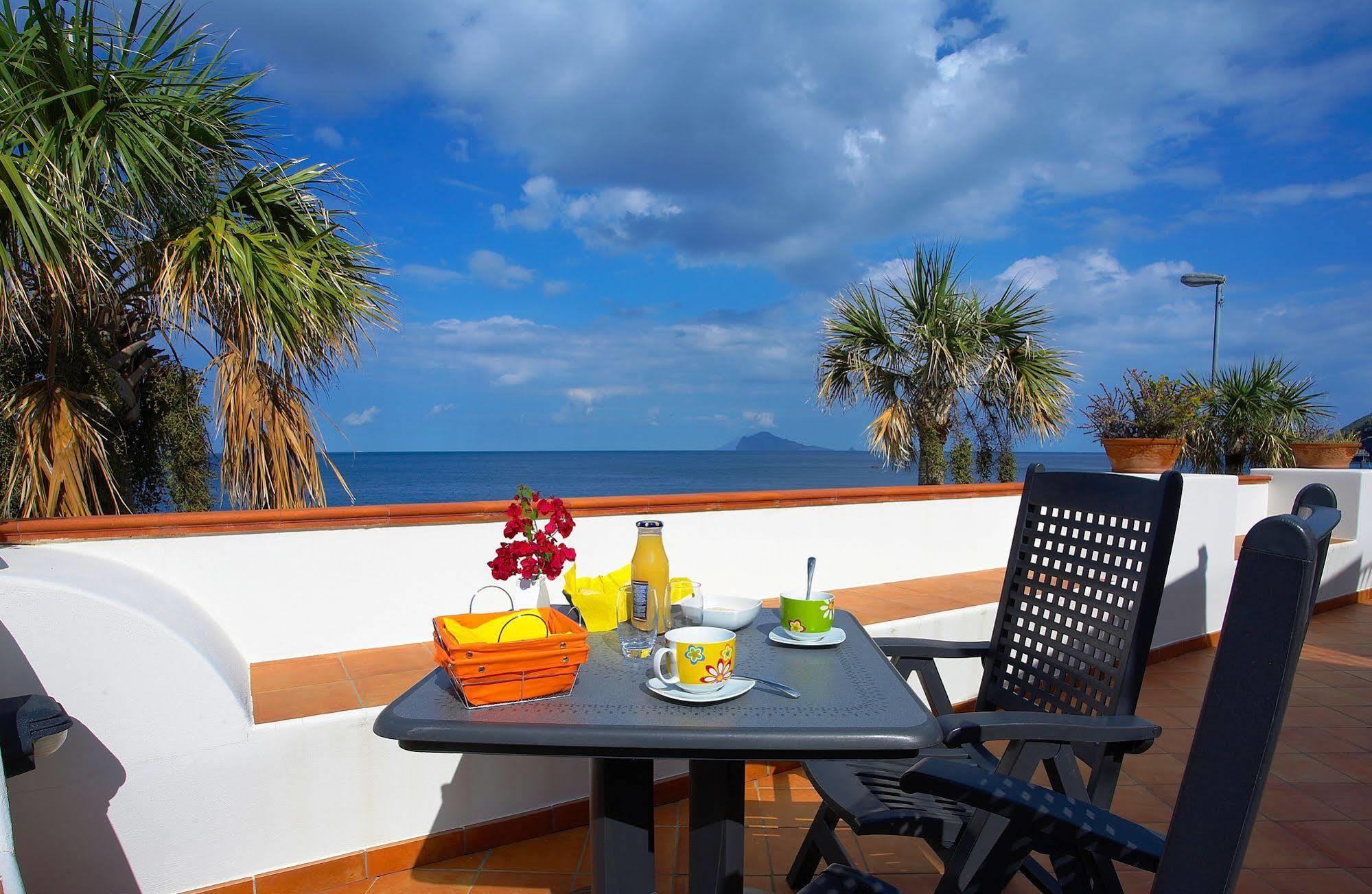 Hotel Residence Acquacalda Lipari  Eksteriør billede