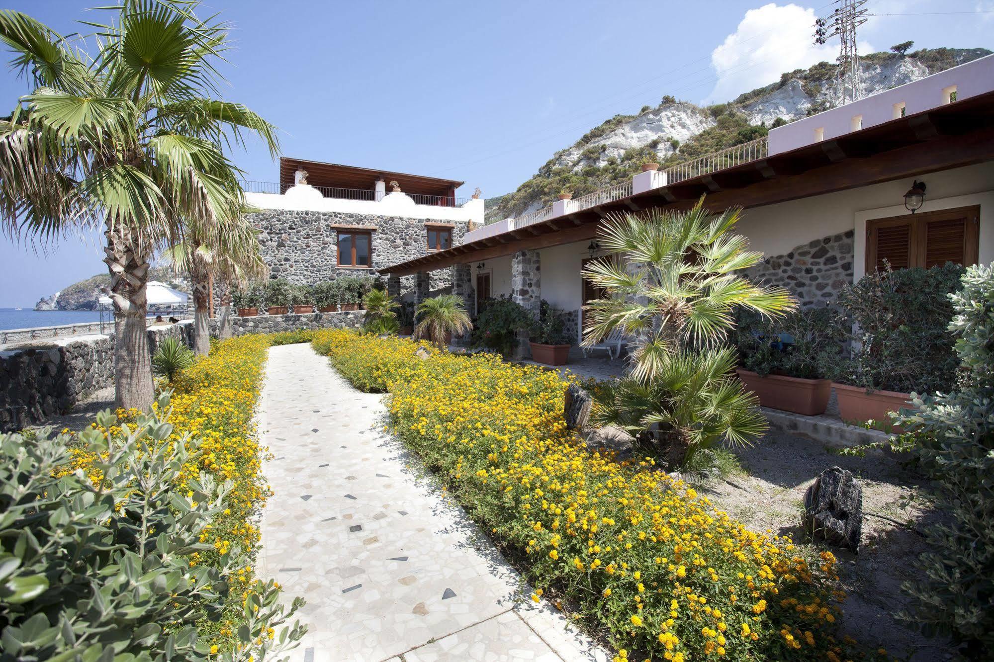 Hotel Residence Acquacalda Lipari  Eksteriør billede